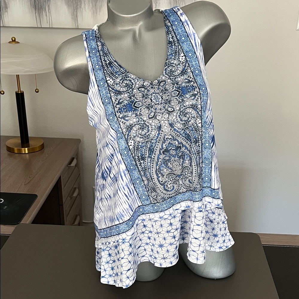 Live and Let Live Women's Sleeveless Top